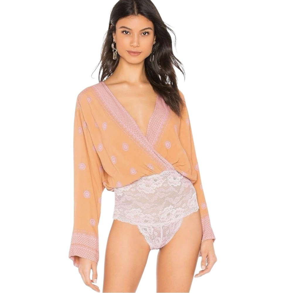 Free People On Board Bodysuit Lace Boho Fairy Open Back Deep V Neck Pink Combo M - Picture 1 of 12